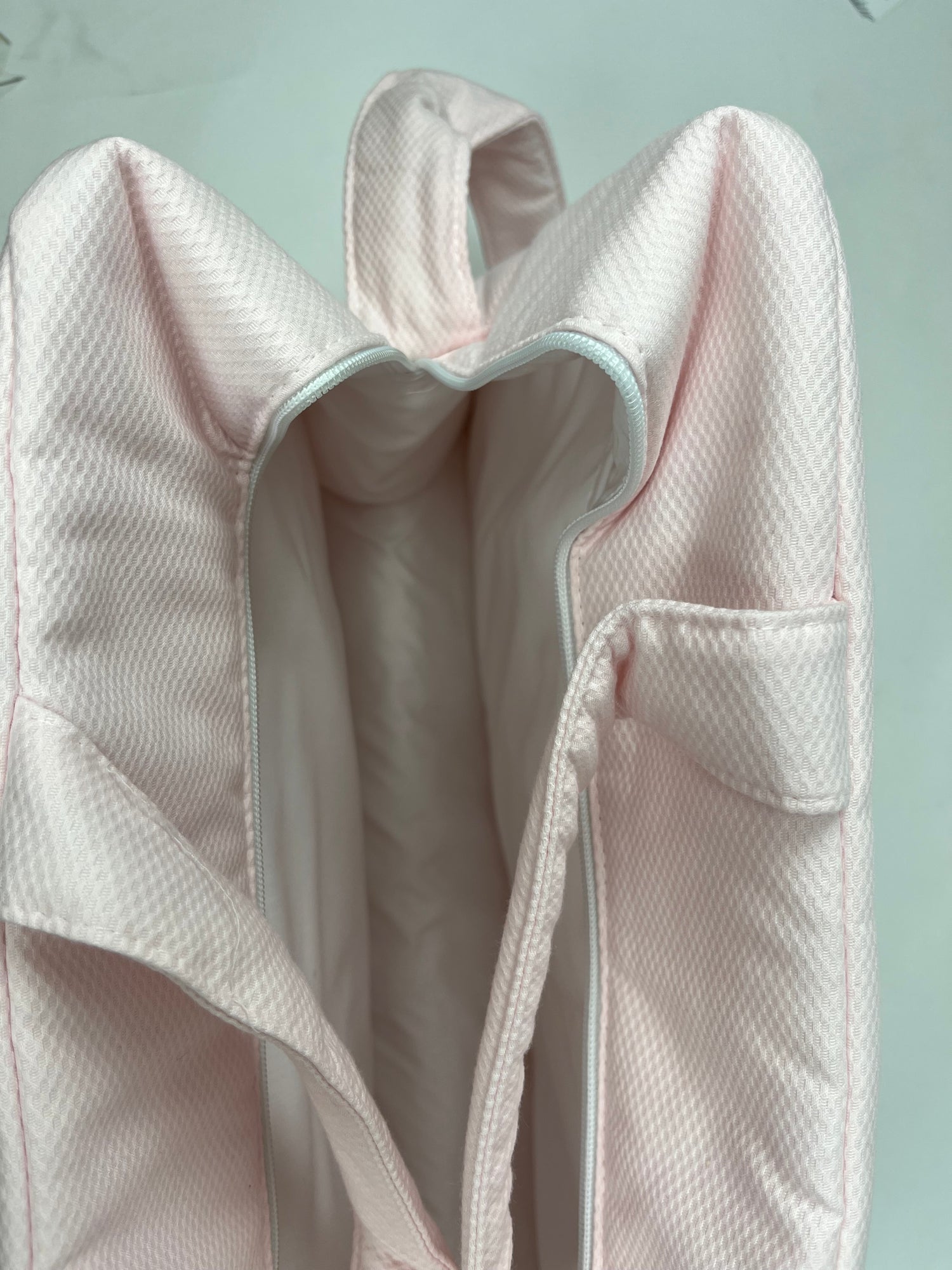 Bolso Maternal Rosa Piqué para Carrito | Elegante, Amplio y Práctico | BabyWorld
